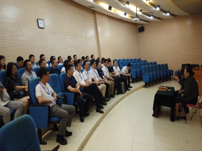 20230627上午访谈教学：《一面永不褪色的旗帜》2.jpg